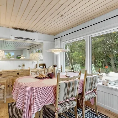 Hébergement de vacances Awesome In With Kitchen